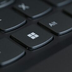 Como fazer o delta no teclado?